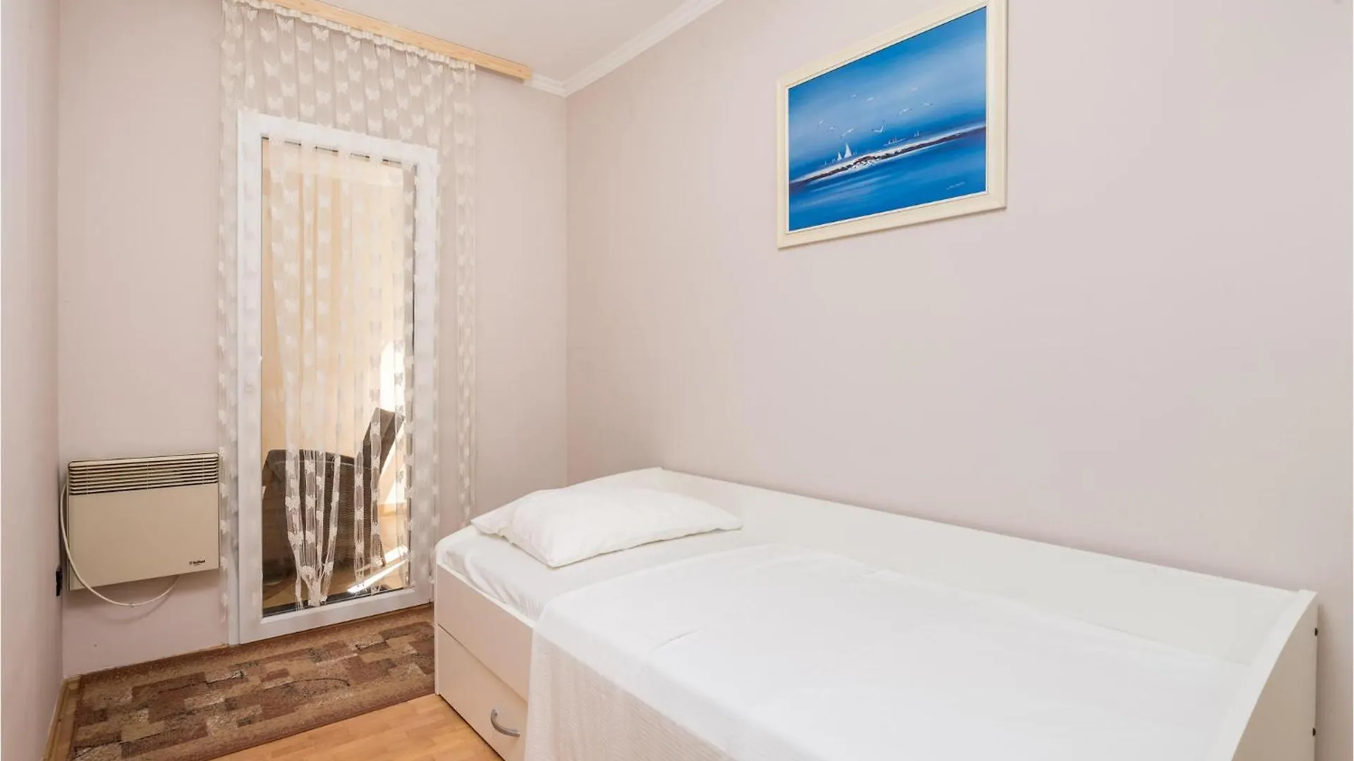 2 Bedroom Pet Friendly Apartment In Opatija