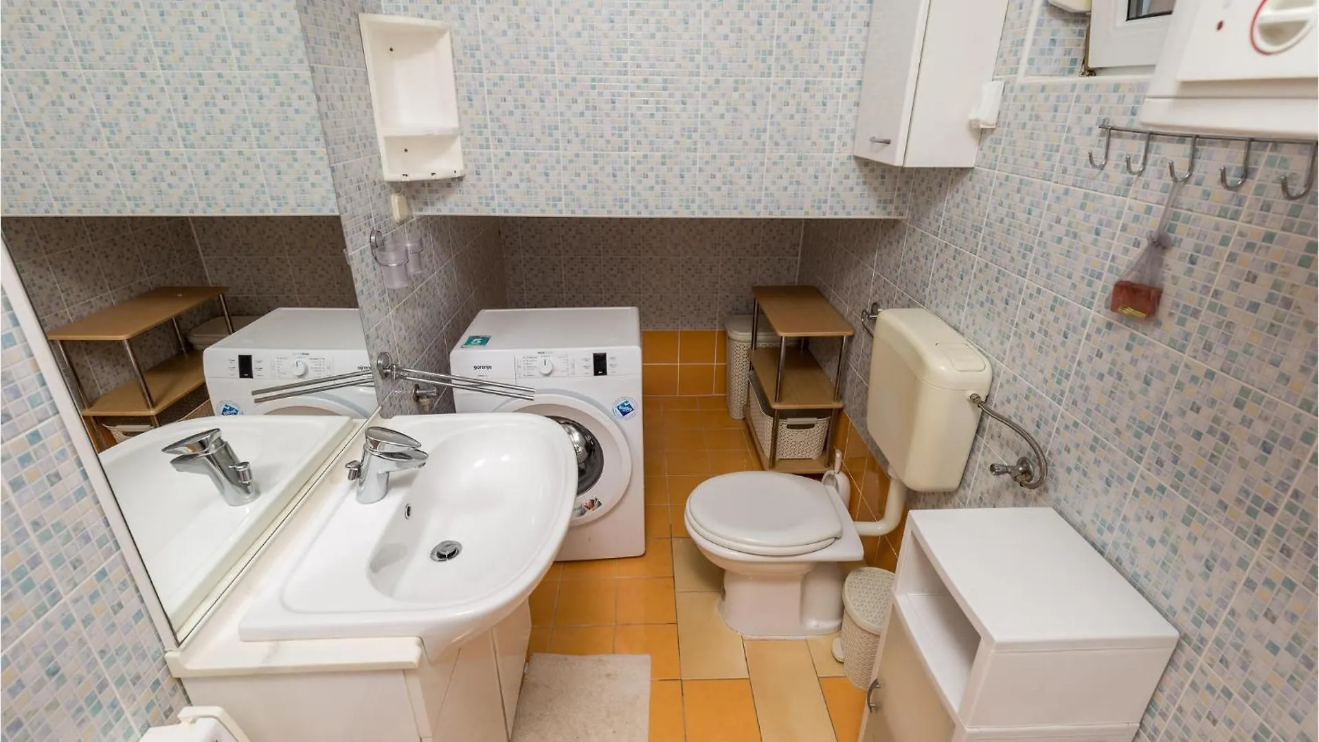 2 Bedroom Pet Friendly Apartment In Opatija